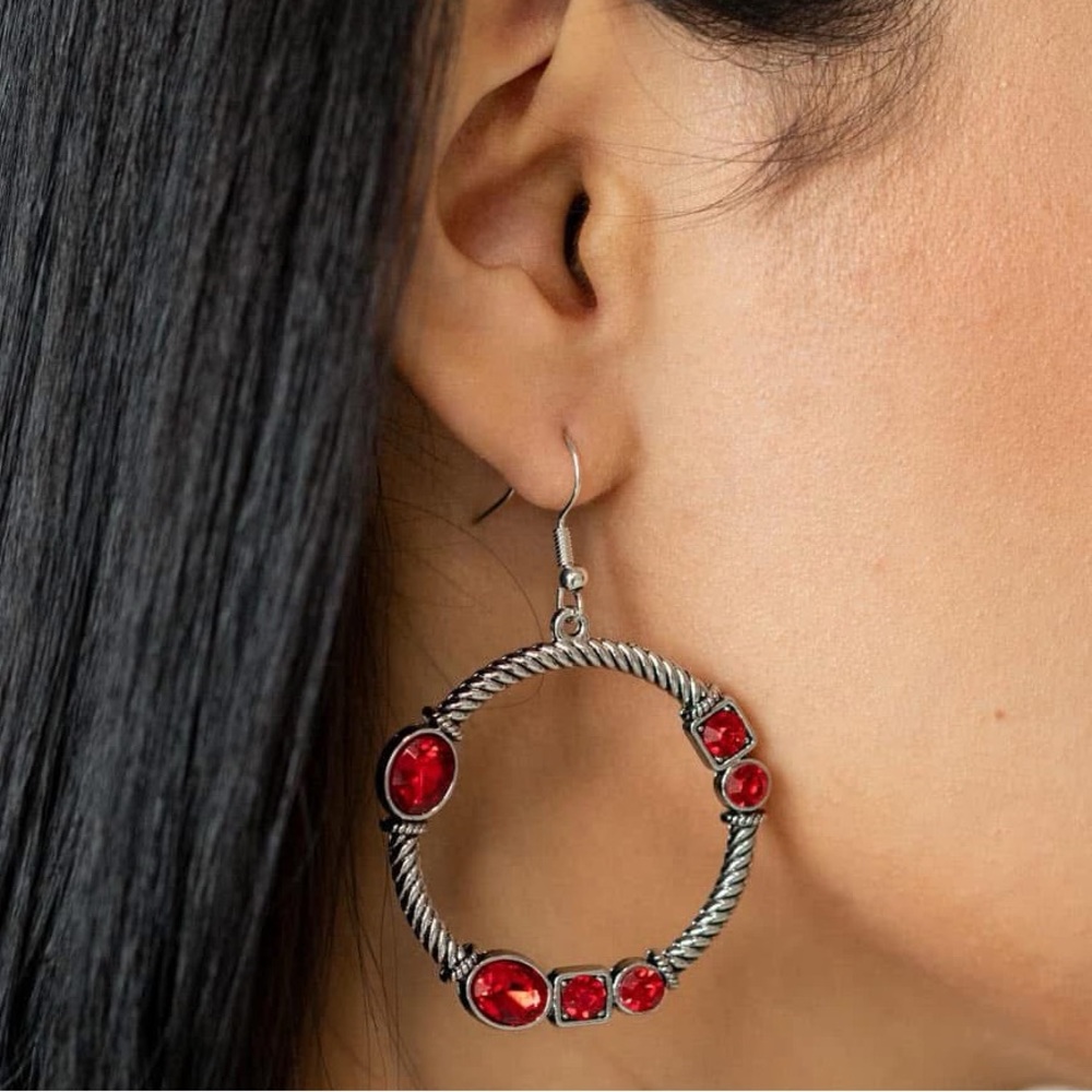 Red crystal rhinestone hoop earrings - Picture 2 of 2
